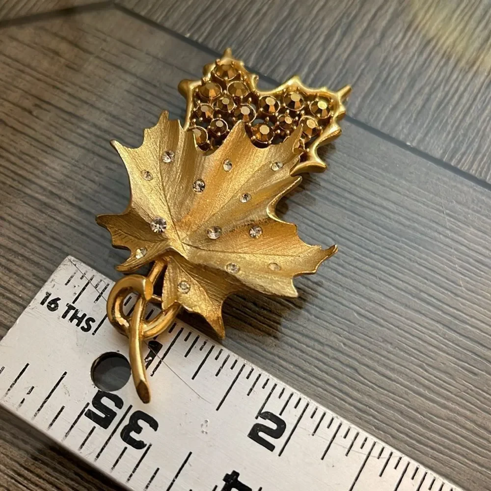 Vintage Sarah Coventry Designers Choice Whispering Leaf Brooch Leaf Clip Earring
